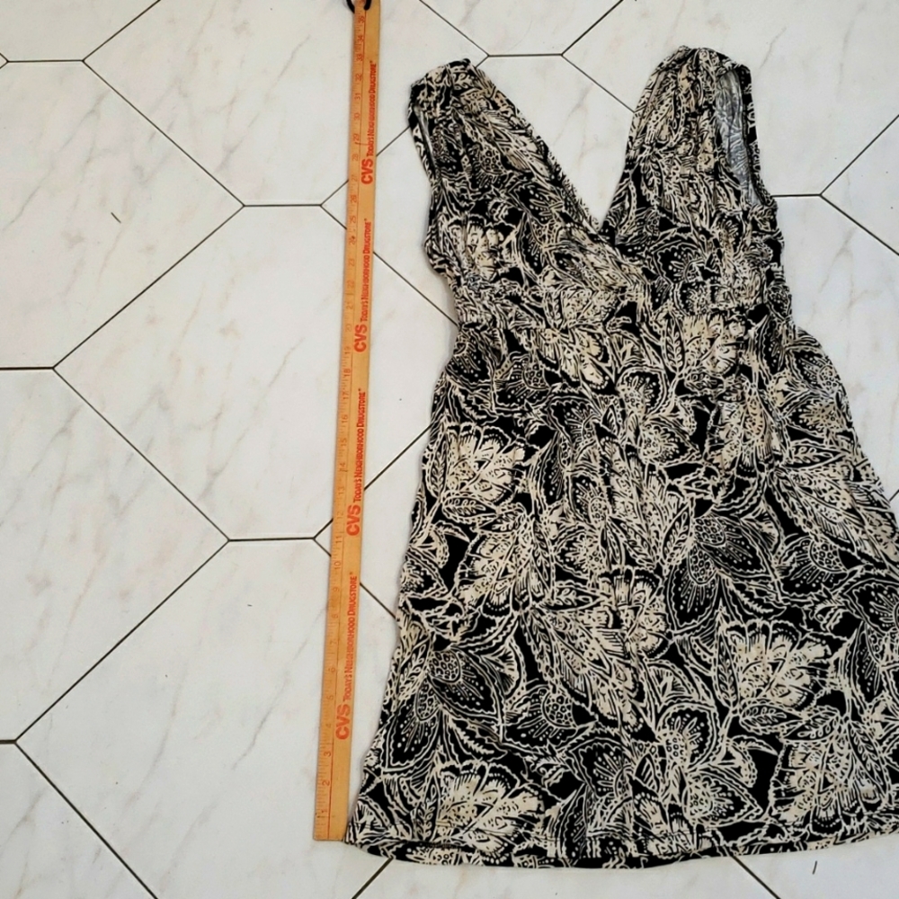 Loft size small summer dress - Picture 3 of 3